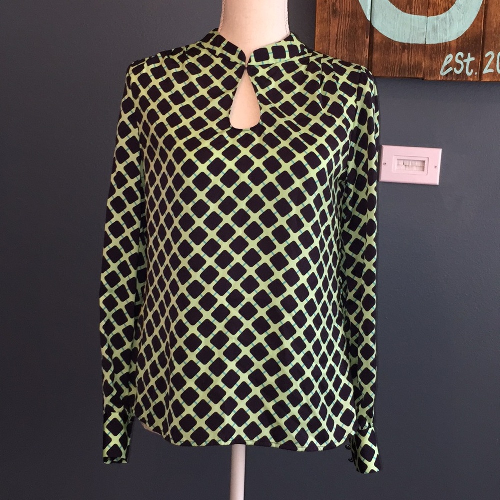 5/$20 Banana Republic | GeoPrint Blouse